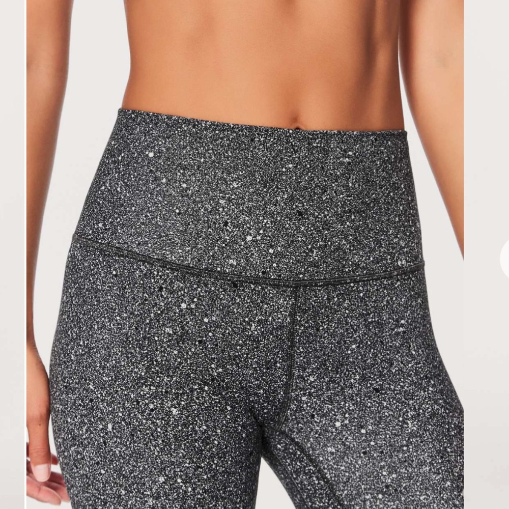 Flawed Lululemon Align Pant II (25"), Splatter Ice Grey Black, Size 2